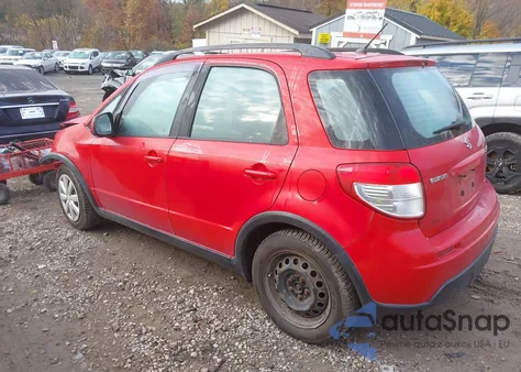 2011 Suzuki Sx4 Premium/Tech Valu Pkg (Nav) z USA, uszkodzony, nr VIN JS2YB5A32B6304939